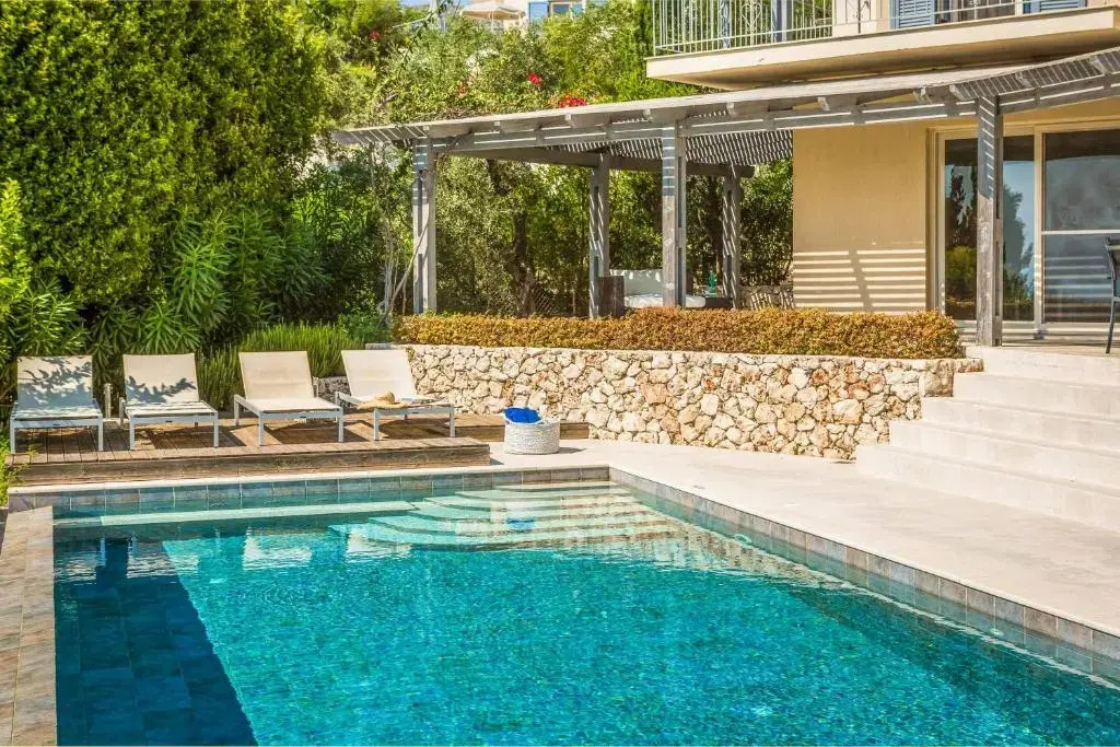 Kaminia Beach Villa