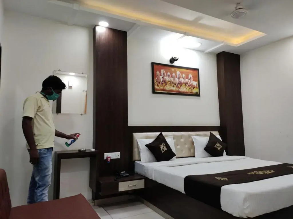 Vinayak Palace Hoshangabad