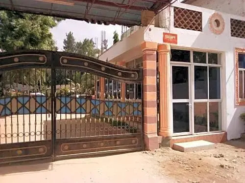 Premier Guest Residence Hotel