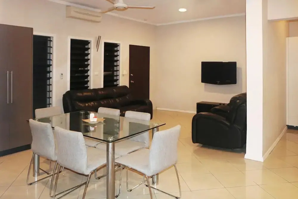 Villa 8