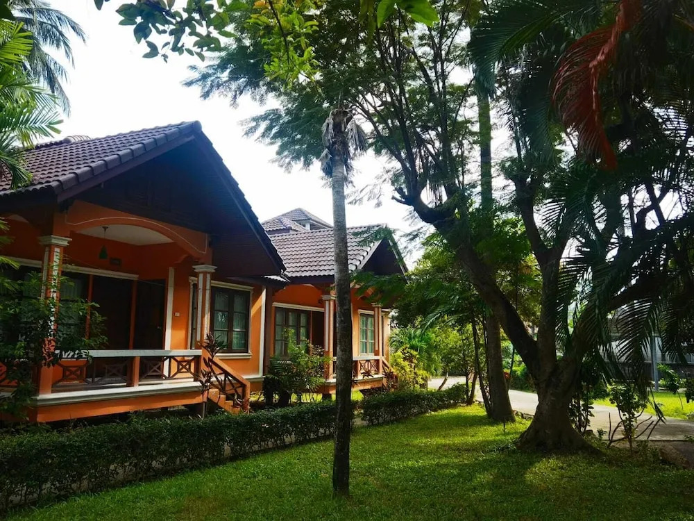 Shady Resort