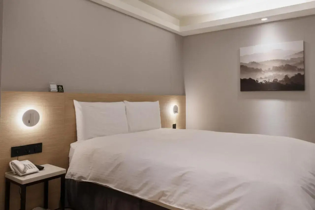 Sweet Hotel