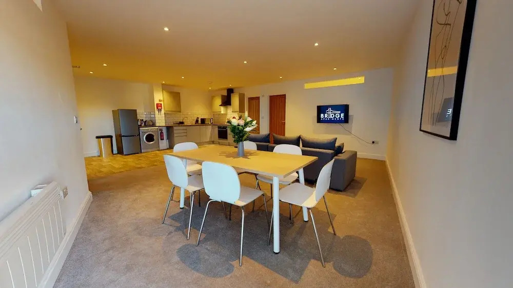 K Suites - Bridge Apartments