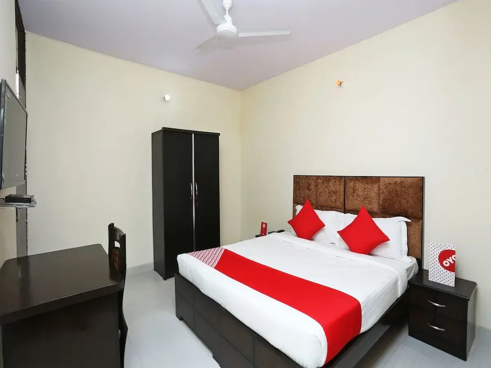FabHotel Awesome Villa