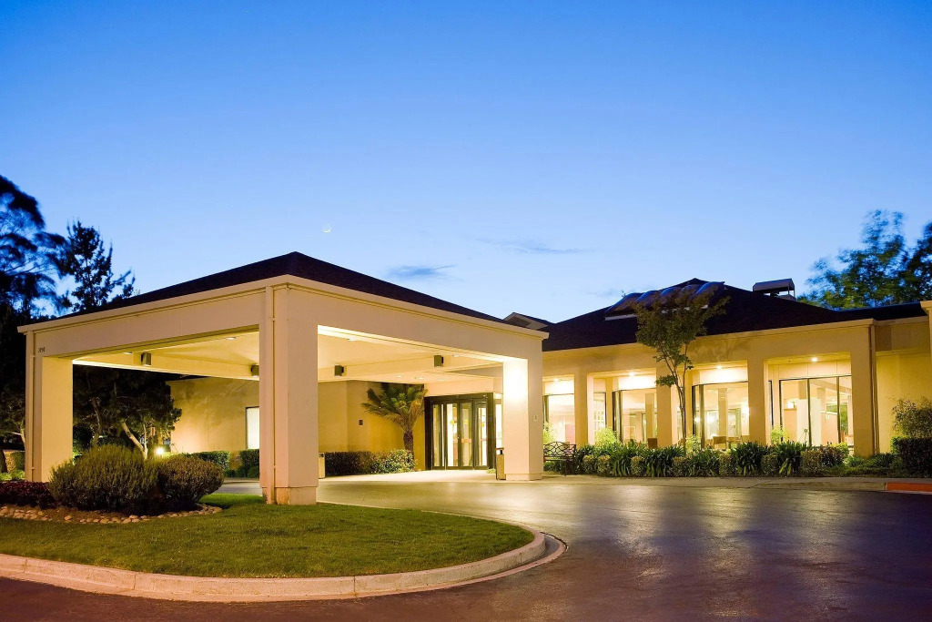Courtyard by Marriott San Francisco Airport