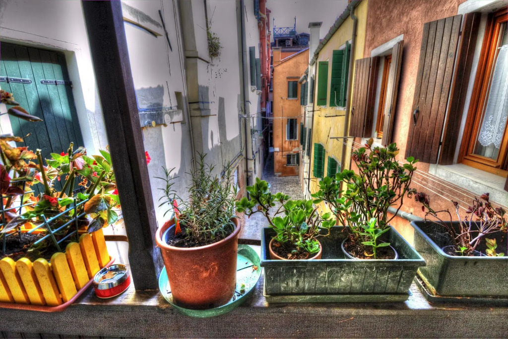 RIALTO MARKET NEW 5pax 3bed 2bath Wifi PowerAircnd