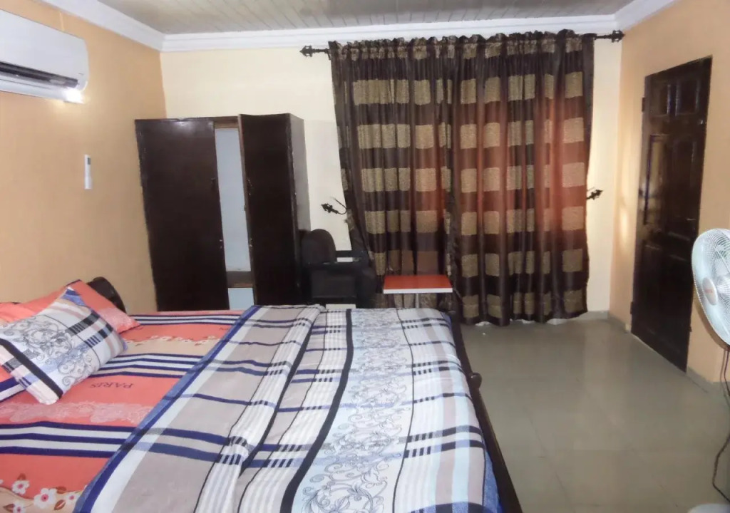 Qosmic Residence
