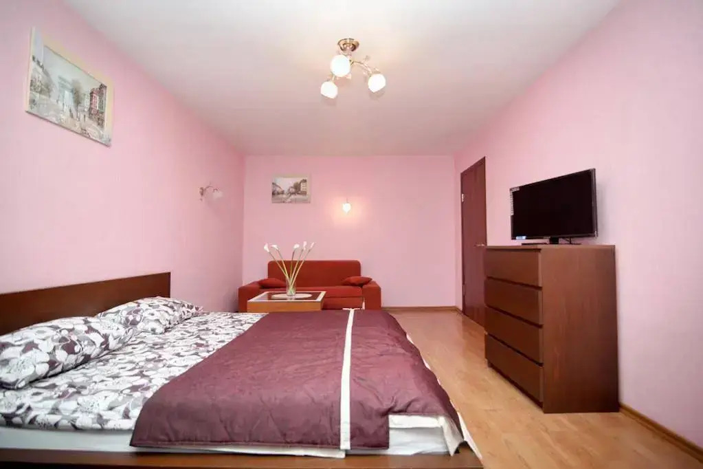 Apartment at Universitet Metro Station