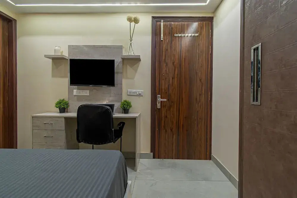 Wandr Taurus - Sarjapur, Vaishnavi Tech Park, Manipal Hospital by Zuzu(Wandr Taurus - Sarjapur, Vaishnavi Tech Park, Manipal Hospital)