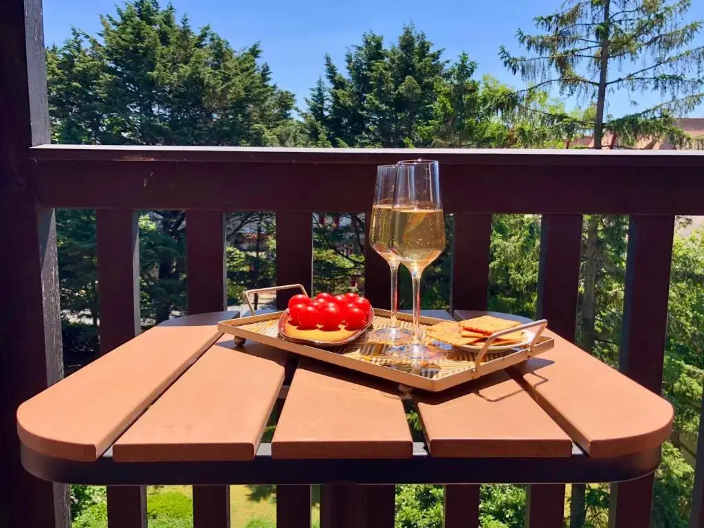 Beau studio terrasse vue jardin - à 2 pas de la mer