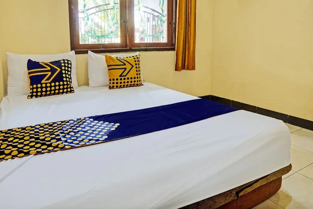 OYO 93107 Homestay H Syarif Syariah – Bandar Gresik
