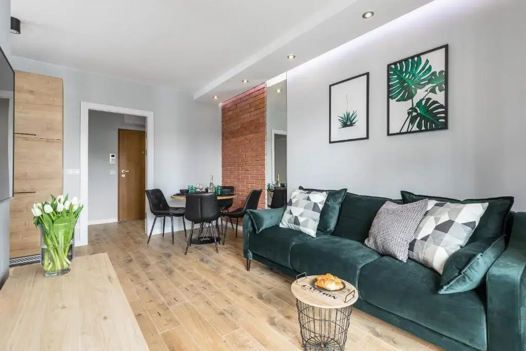 PREMIUM Apartments New Town Private Parking Included