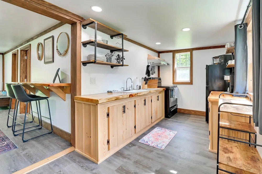 Cozy Catskills Cabin - 12 Mi to Windham Mountain!