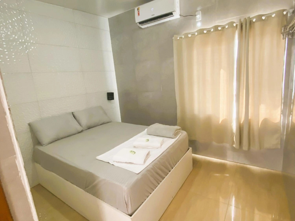 Perto da Meia Praia e do Píer com Cozinha Garagem Ar Wi-Fi e Enxoval - CASA OLINDA