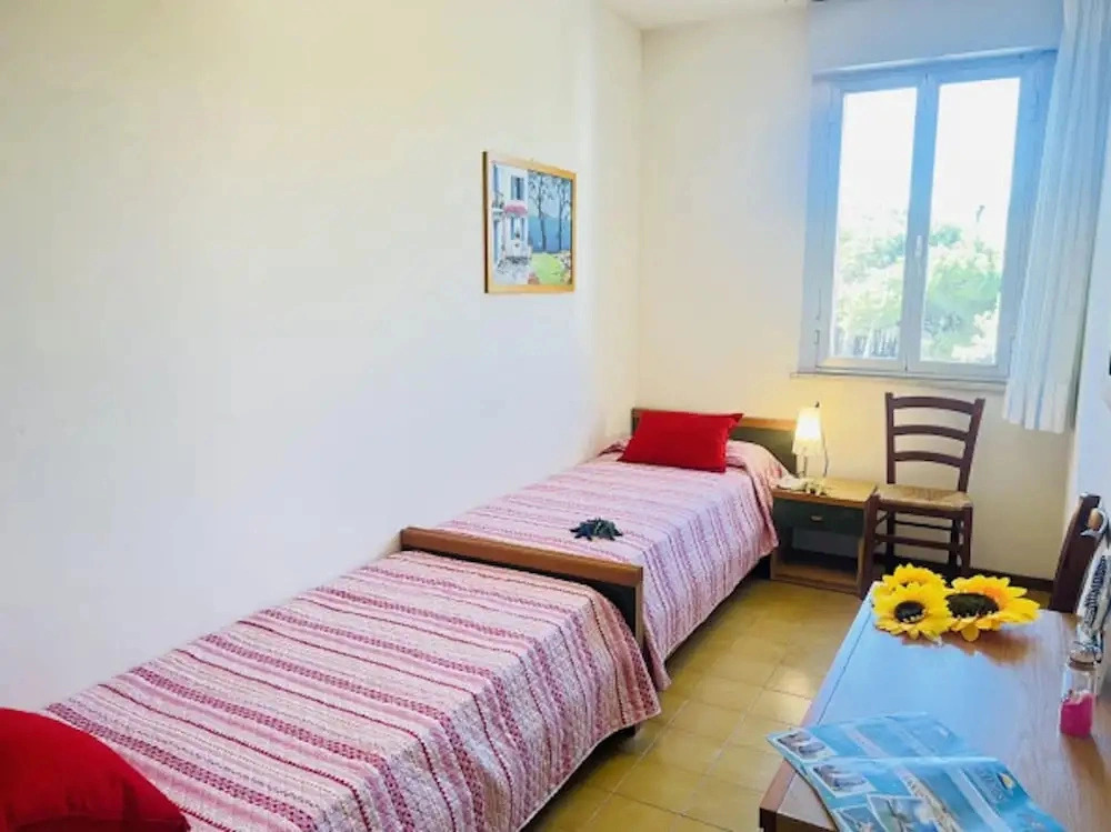 Bright Apartment With Balcony-beahost