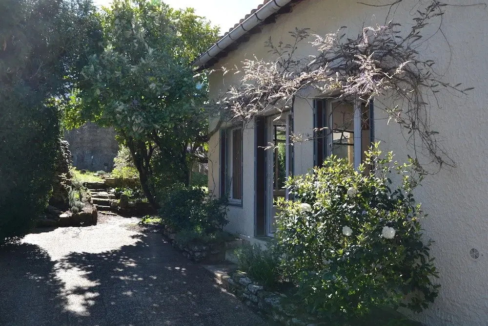 Hôtel La Garrigue & Bar Le Perchoir