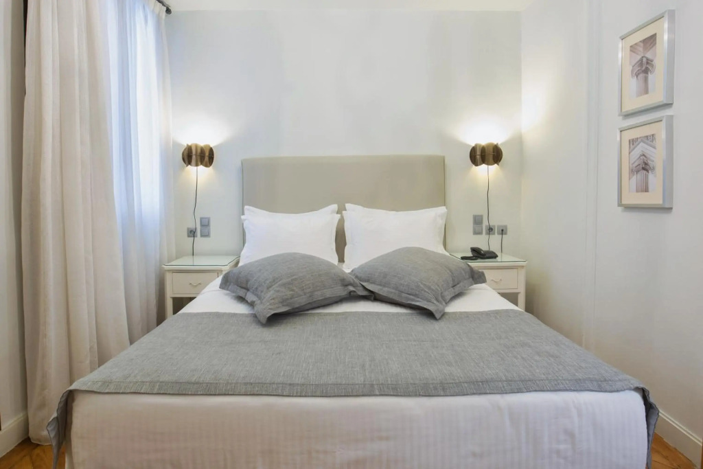 Sweet Home Hotel