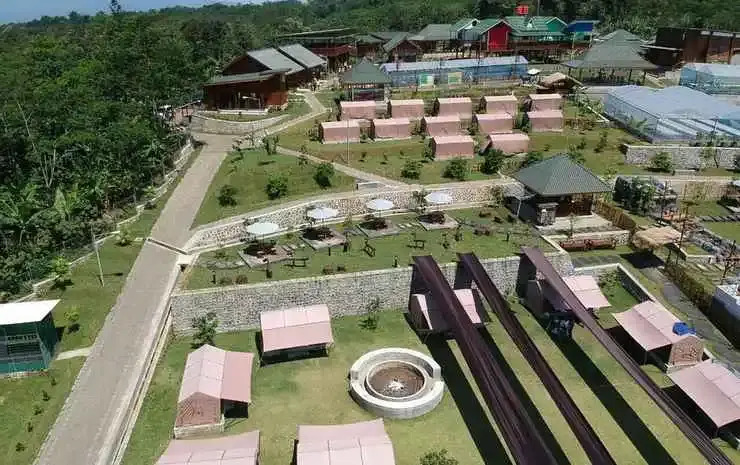 Wisata Edukasi and Resort Kebun Pak Budi