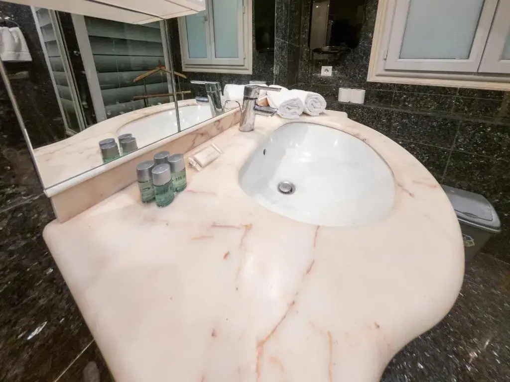 BH - RIVIERA CAPITOL - Luxury 2 Rooms 4 People
