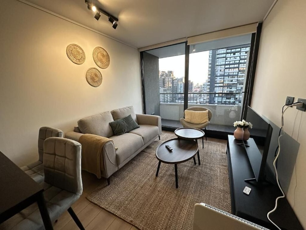 Oceana Suites San Eugenio