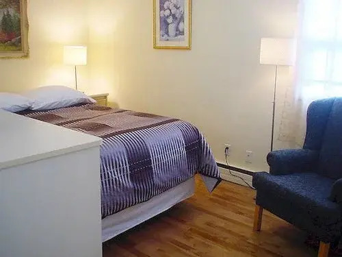 Niagara Falls Executive Suites