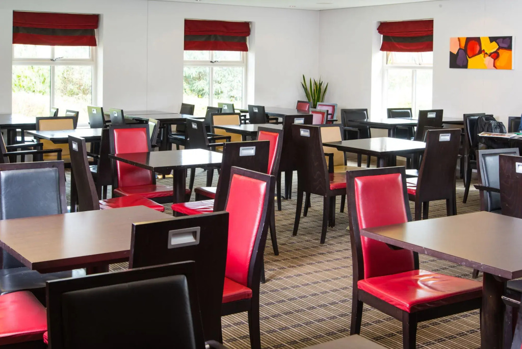 Holiday Inn Express Exeter