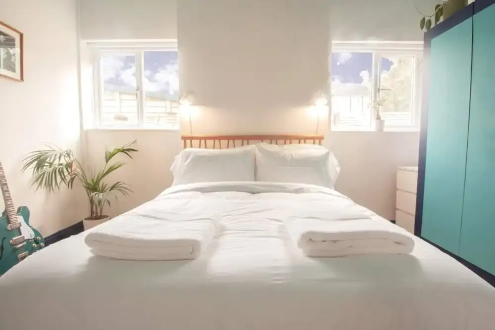 Tranquil Catford Retreat: Sleeps 4, With Garden