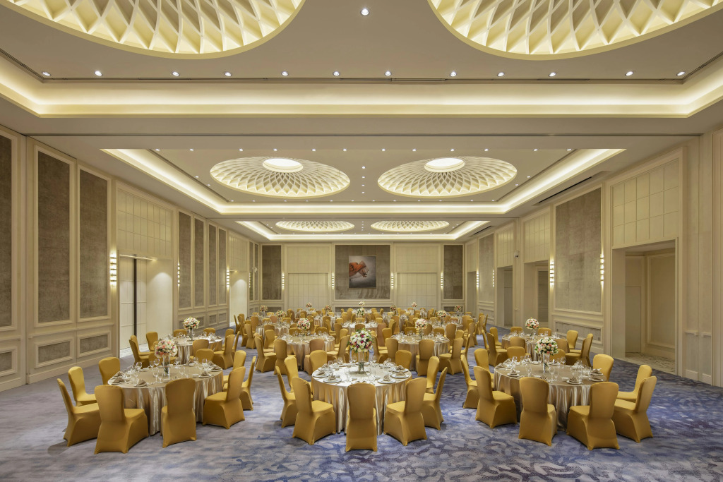 Hilton Dalian Golden Pebble Beach Resort