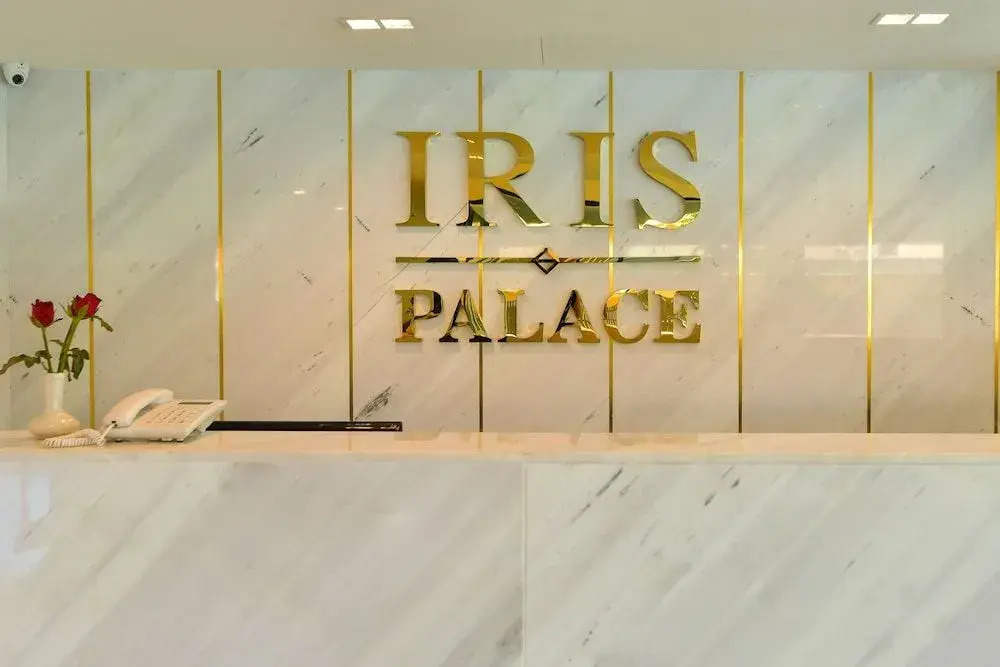 IRIS PALACE