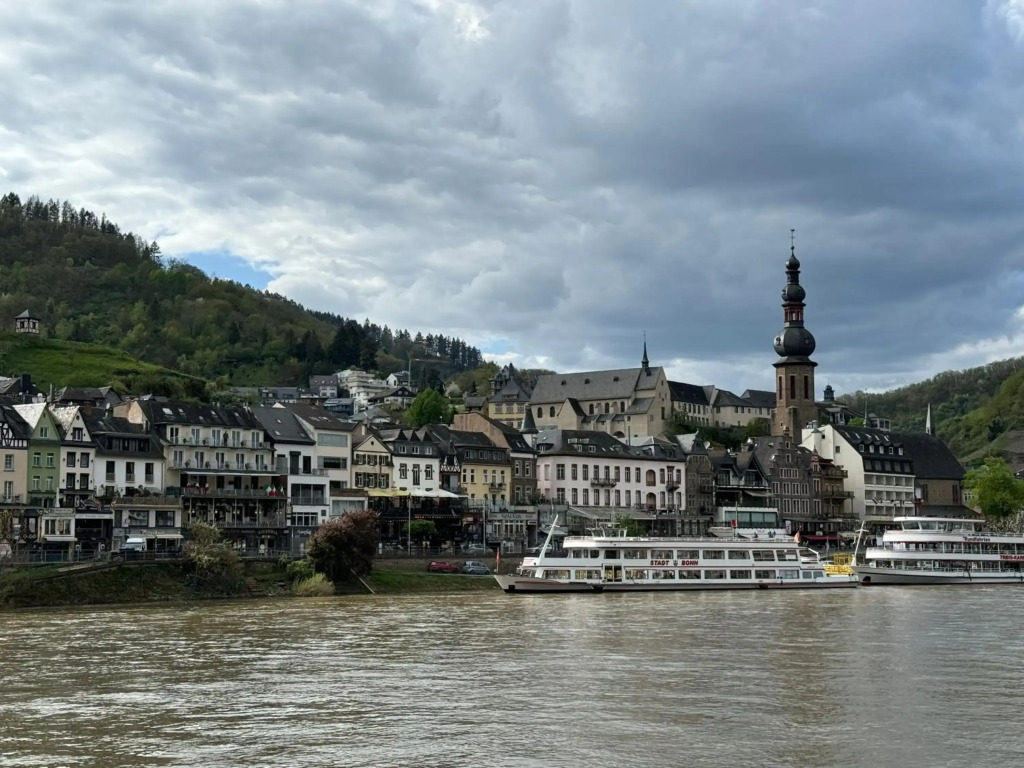 Holiday Apartment mit Moselblick in Moselhaus