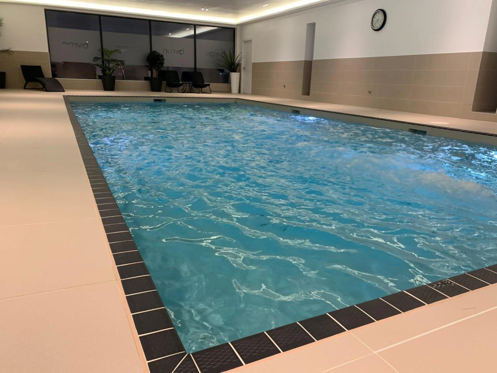 4 Middlecombe - Luxury Apartment at Byron Woolacombe, only 4 minute walk to Woolacombe Beach!
