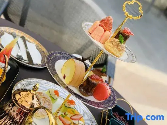 Lvcheng Lanwan Holiday Hotel