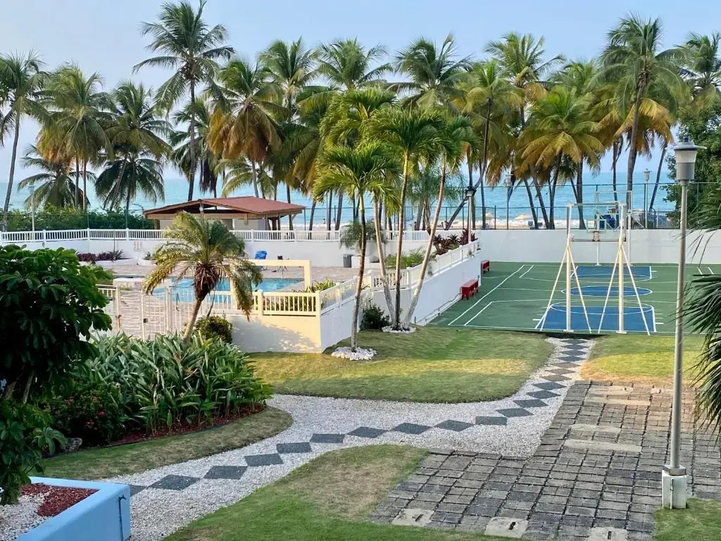 Hobie Oceanfront apartment at Isla Verde