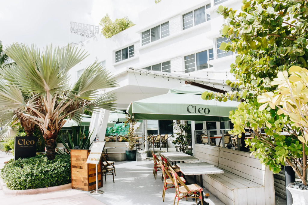 Uma House by Yurbban South Beach