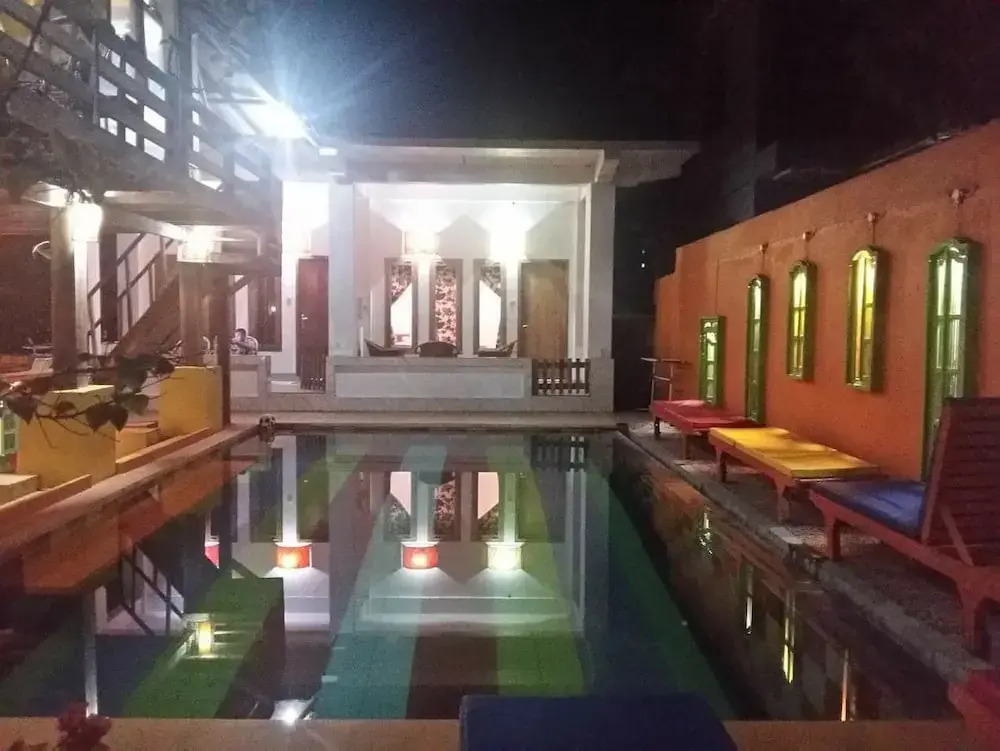 Alola inn