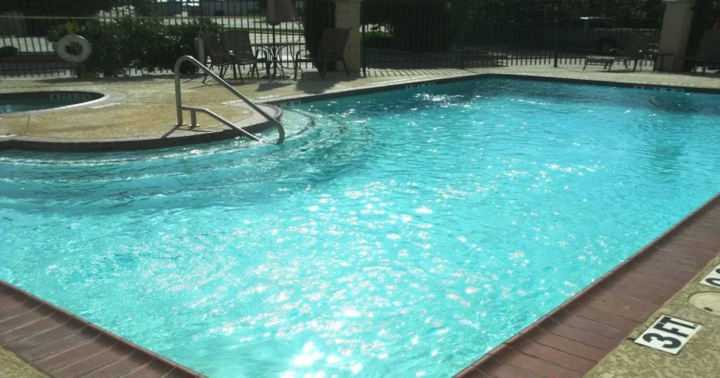Holiday Inn Express & Suites Lake Worth by IHG