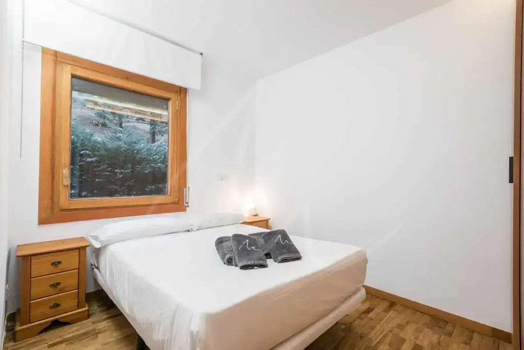 Bonaigua 006 by SeaMount Rentals
