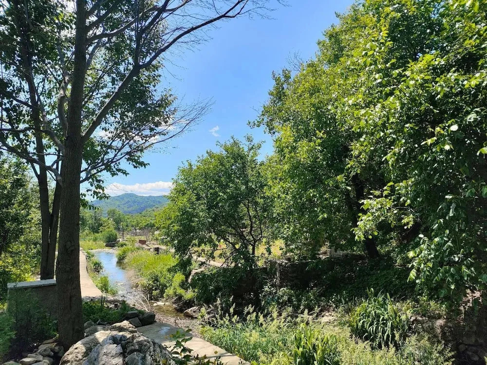 Near Mutianyu Country Villa