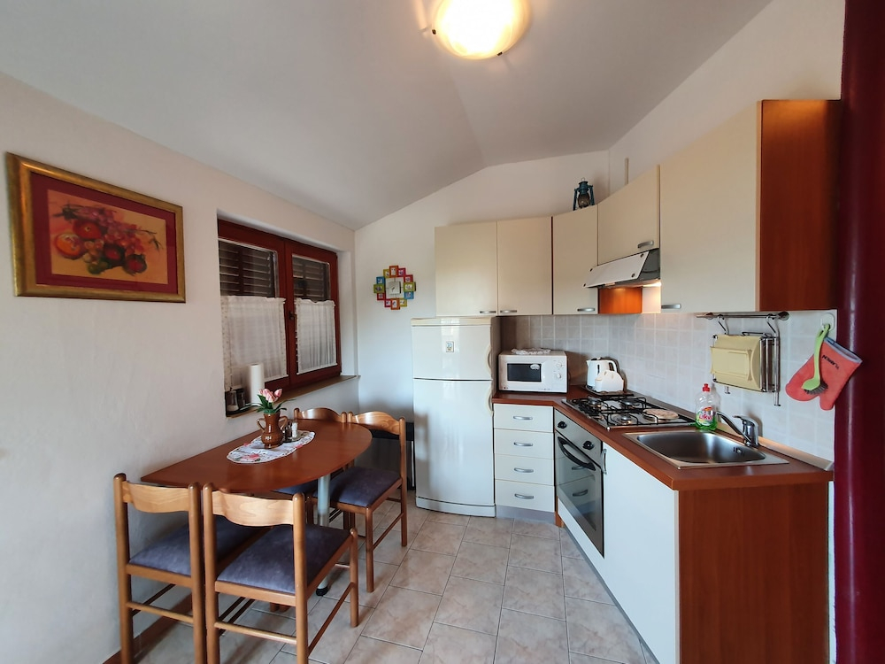 Apartments and Room Anica i Marko