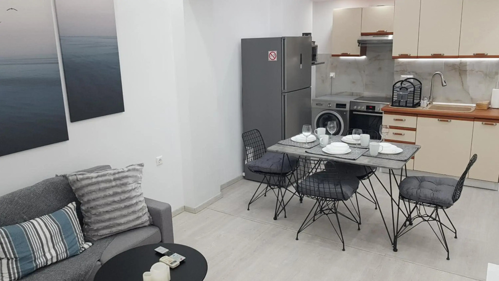 Konstantinos'S Luxury Apartment