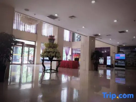 Zhongyuan International Hotel
