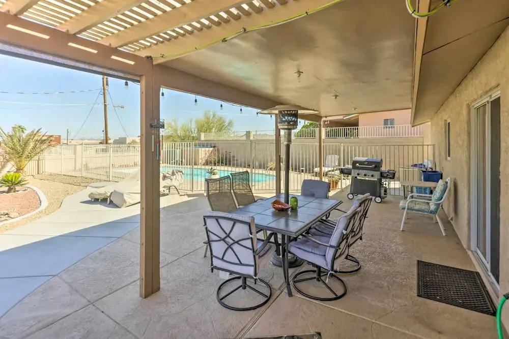 2 Mi to Lake Havasu: Peaceful Home w/ Pool & Views