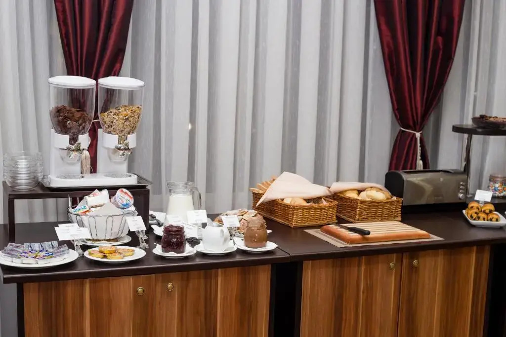 Hotel Athos R.M.T
