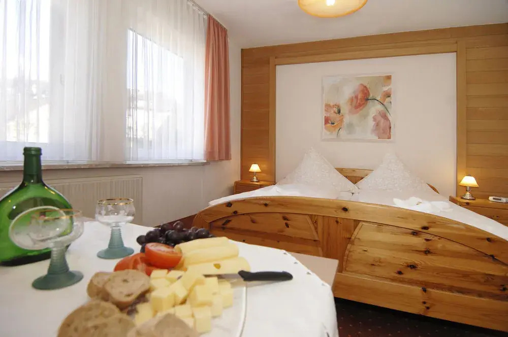 Hotel Ursula Garni