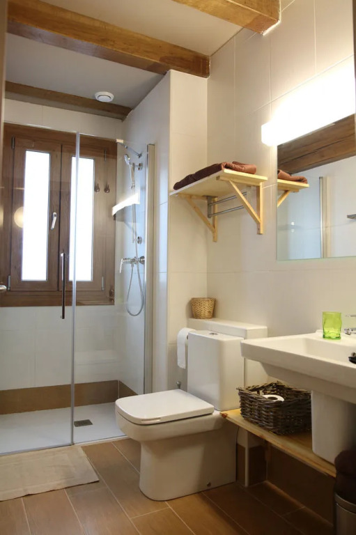 Hostal-Cicloturismo Lopenea