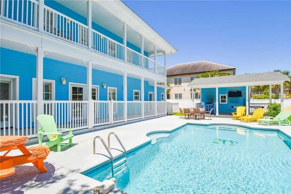 Sapphire By The Sea by Compass Resorts