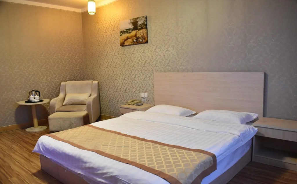Pai Hotel (Chuzhou Nanqiao North Road 1912 Branch)