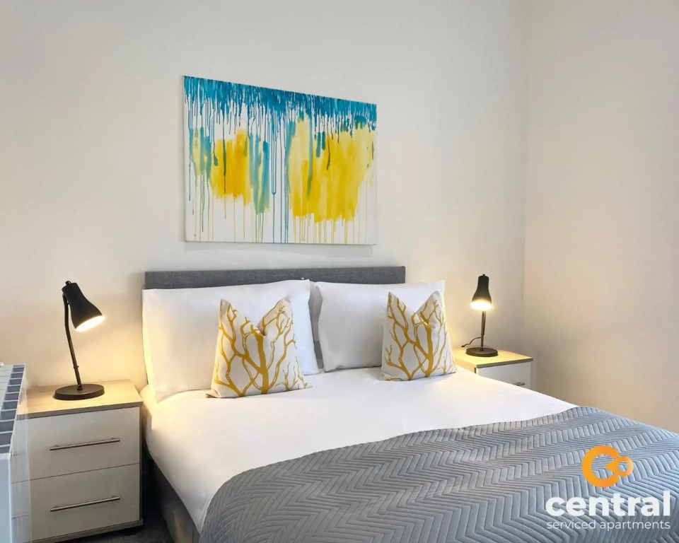 1 Bedroom Apartment by Central Serviced Apartments - Lawson Place - FREE Street Parking