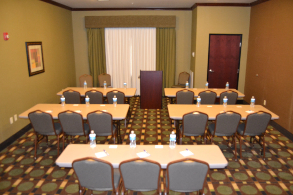 Holiday Inn Express and Suites Heber Springs by IHG