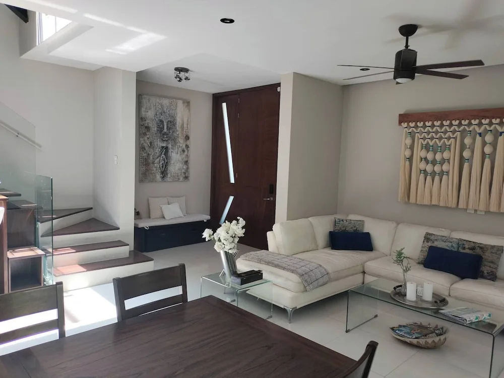 Elegant big House Nvo Vta
